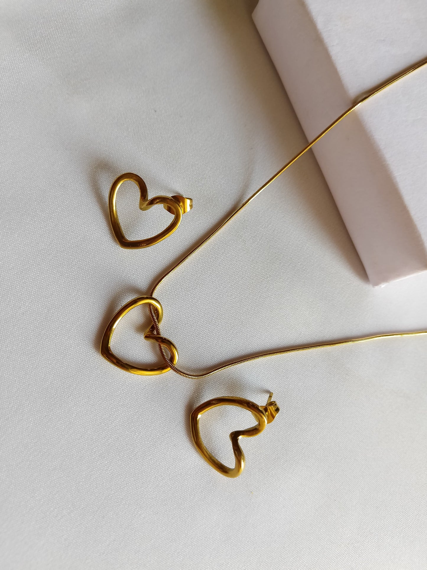 Twisted Heart Set