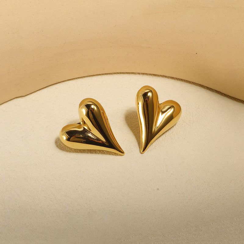 Golden Heartbeat Studs – Waterproof & Anti-Tarnish