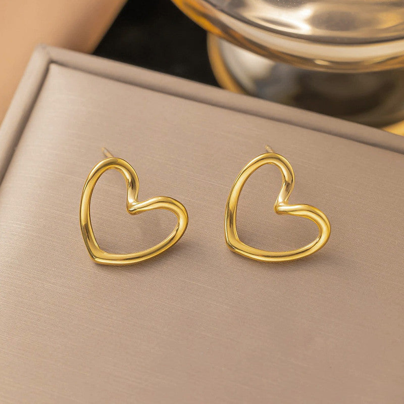 Luxe Heartline Studs – Waterproof & Anti-Tarnish