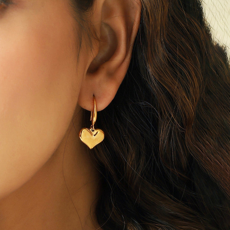 Golden Heart Drop Earrings – Waterproof & Anti-Tarnish